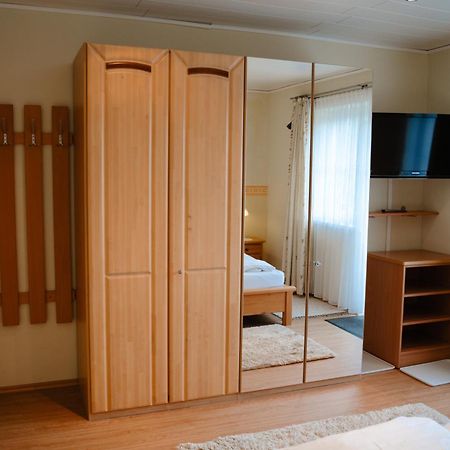 Ertlschweigerhaus Pension - Appartements - Zimmer Donnersbach Bagian luar foto