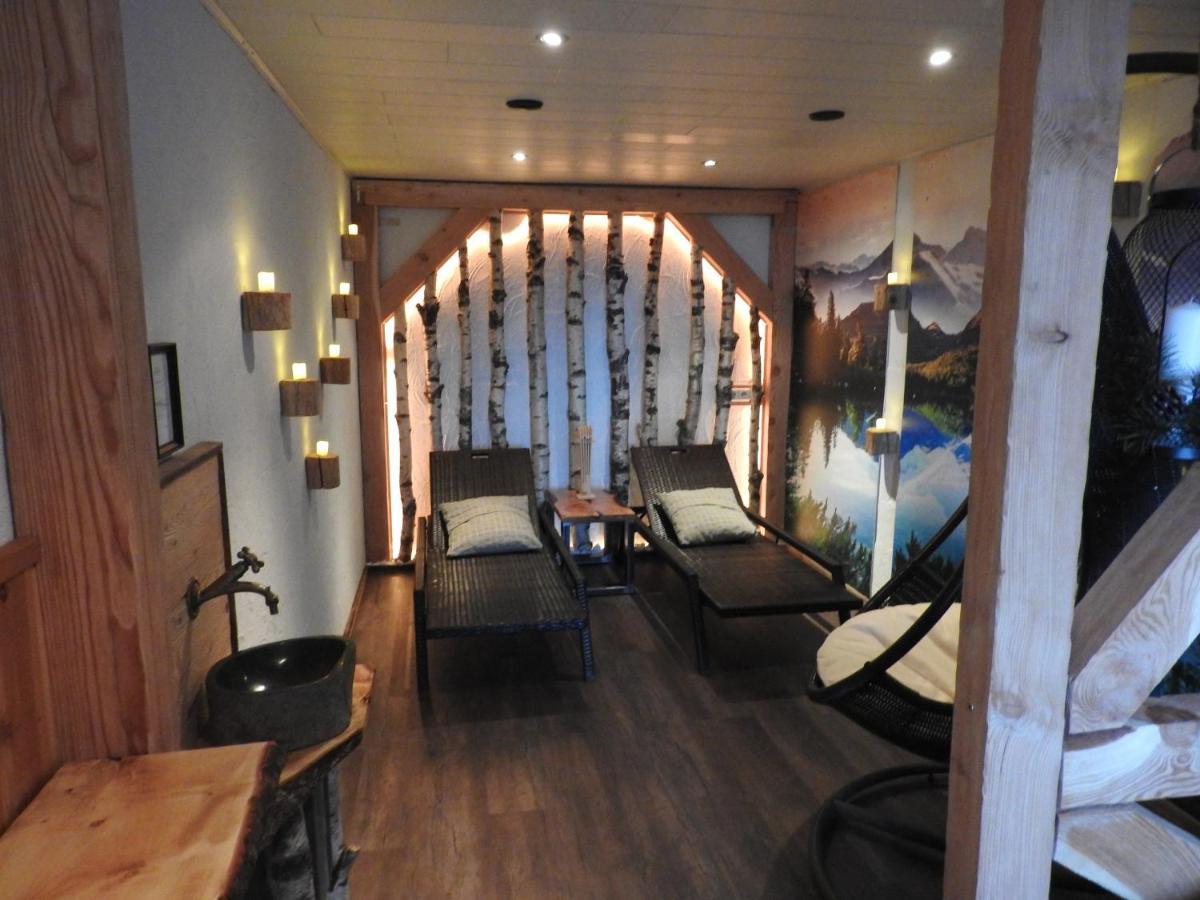 Ertlschweigerhaus Pension - Appartements - Zimmer Donnersbach Bagian luar foto