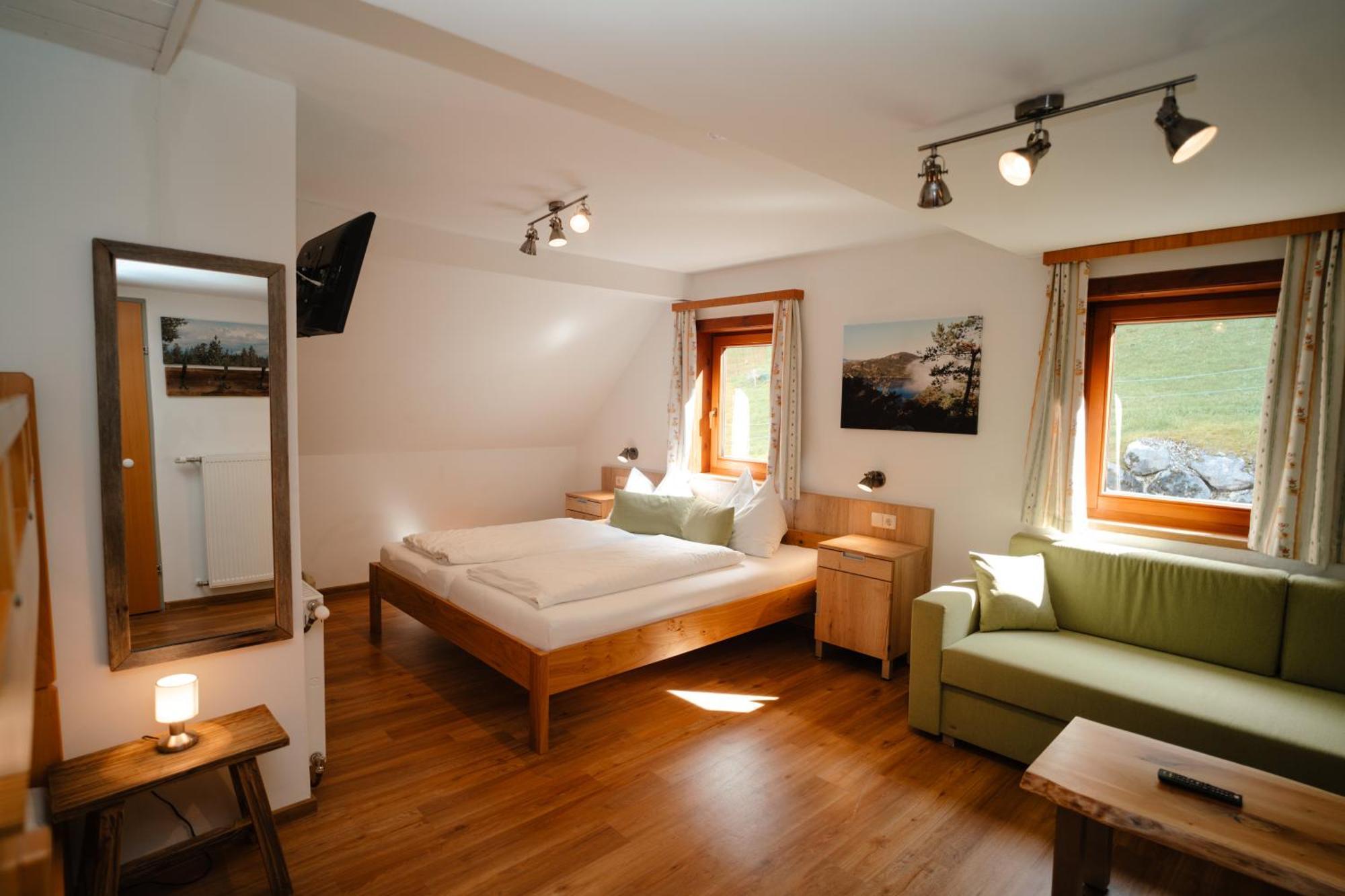 Ertlschweigerhaus Pension - Appartements - Zimmer Donnersbach Bagian luar foto